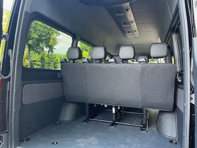 mercedes benz sprinter luggage compartment